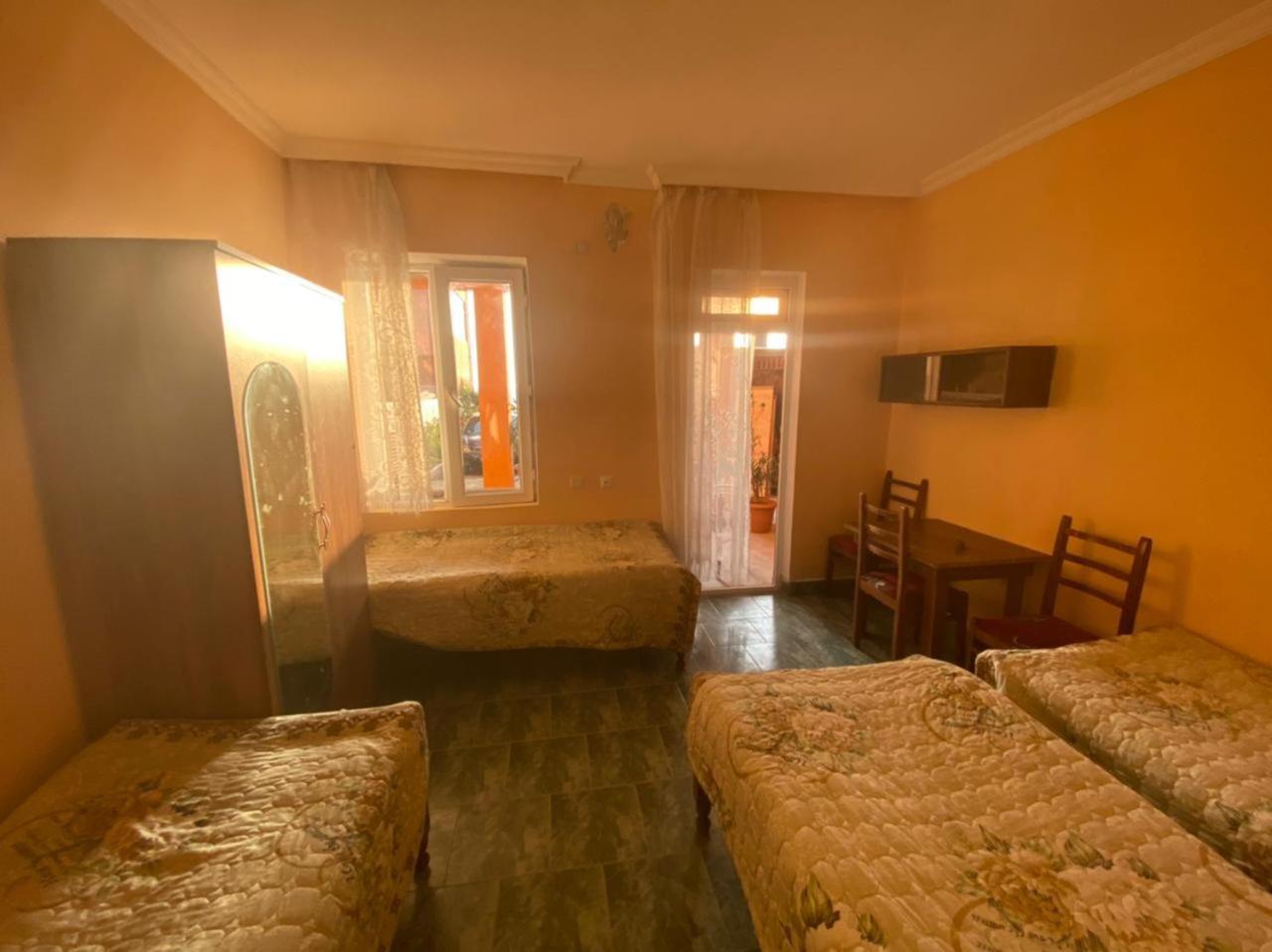 Guest House Orange コブレチ エクステリア 写真